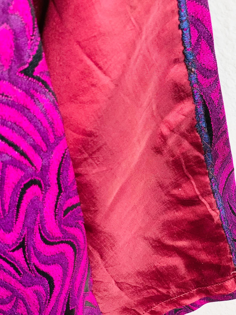 Vintage Handmade Qipao – Traditional Chinese Dress with Modern Print