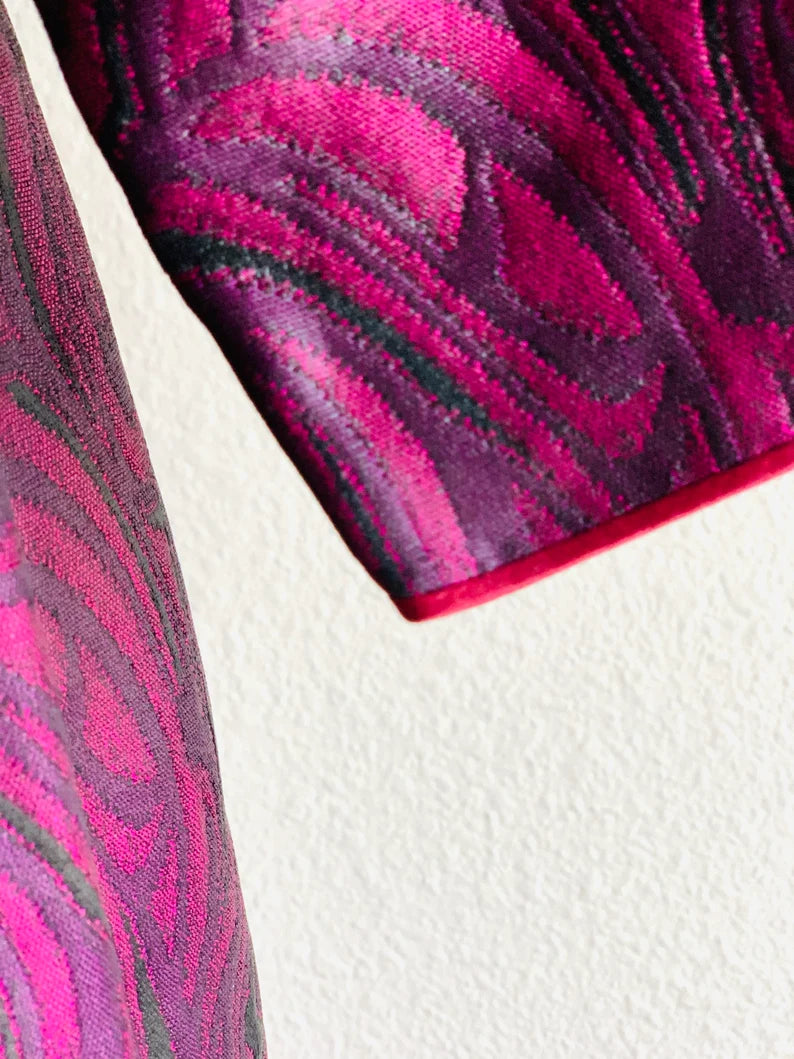 Vintage Handmade Qipao – Traditional Chinese Dress with Modern Print
