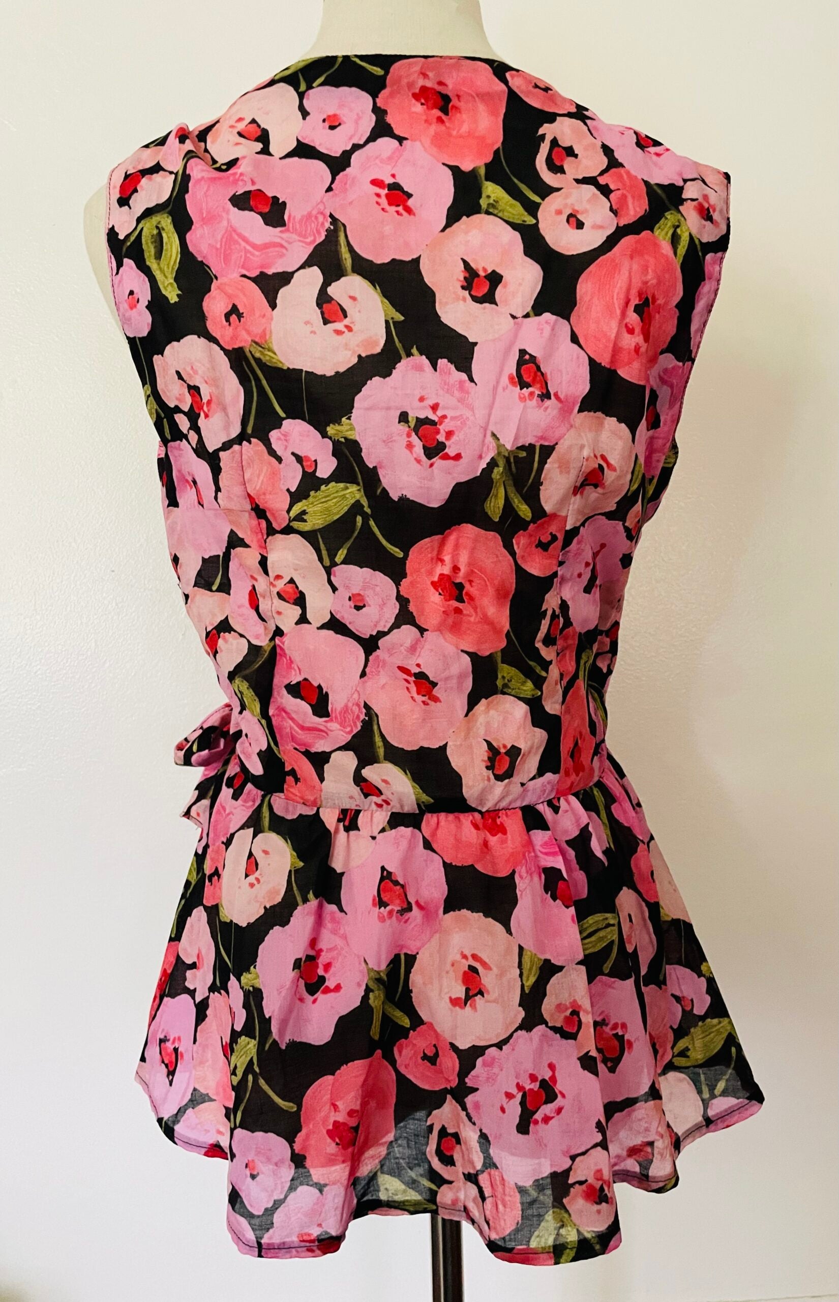 100% Organic Cotton Poppy Sleeveless Wrap Top